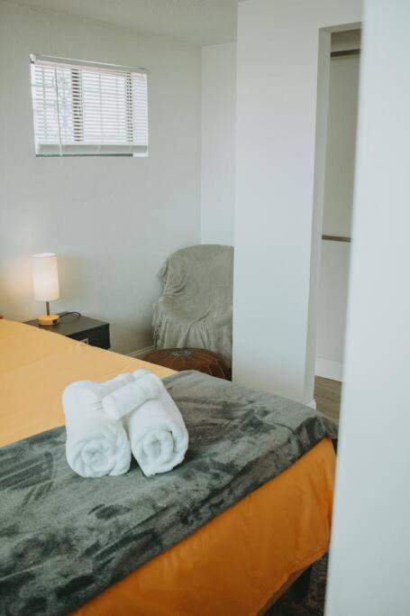 Villa Casa Charleston-3Br-2Bath-Hot Tub-Pet Friendly-No Pet Fees! Albuquerque Exterior foto